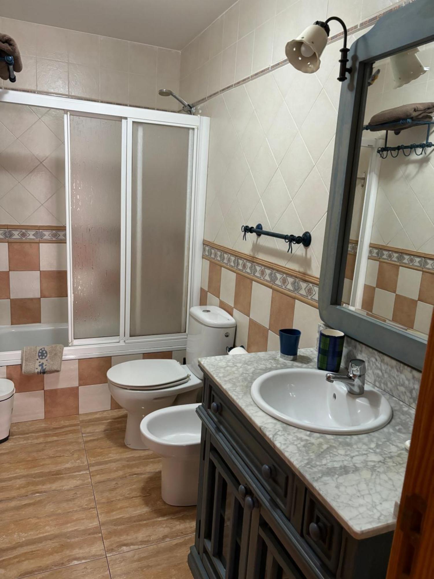 Apartamento Piso Seminuevo Centrico Con Vistas Vecindario  Exterior foto